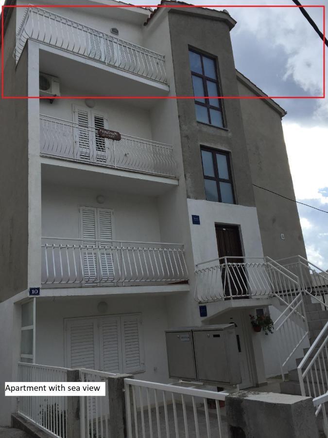 Apartments Mercep Omis Exterior photo